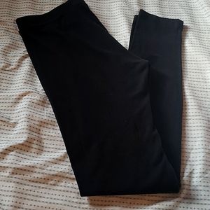 Women's leggings,size s,color black. Stretchy to hug and form to your body!